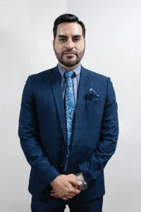 Alexander Oliver Luza Jauregui